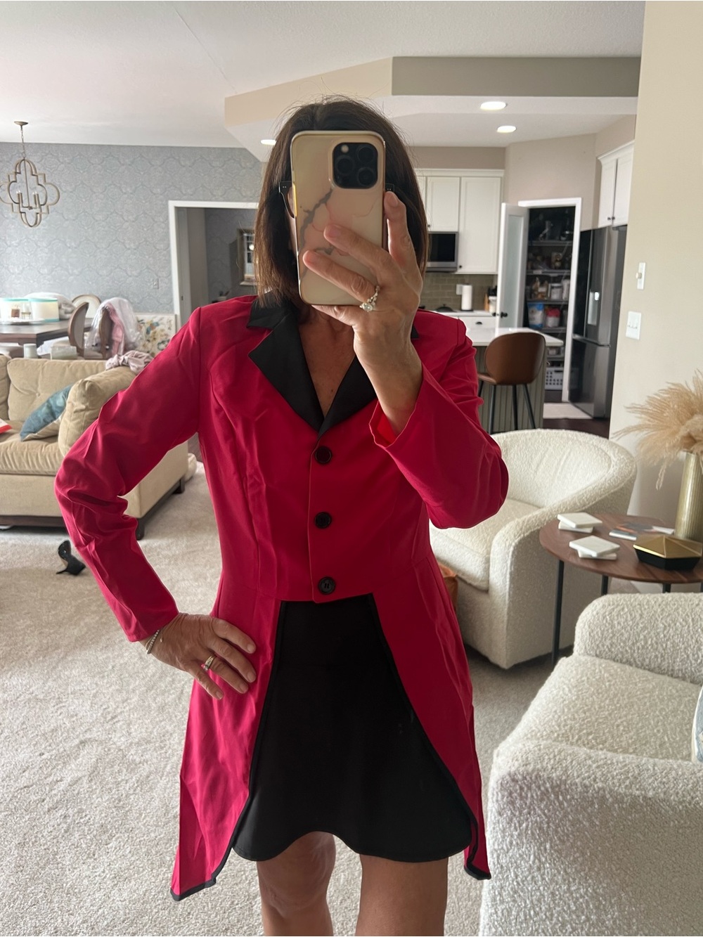 Women's Ringmaster Halloween costume.